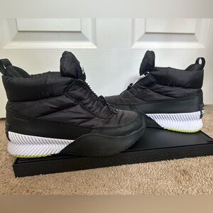 Women’s 6.5 sorel winter sneaker, waterproof